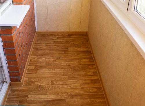 Как сделать пол на балконе без стяжки. Выбор материалов