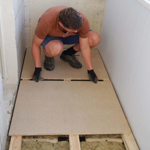 Как сделать пол на балконе без стяжки. Выбор материалов