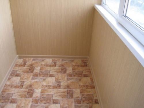 Покрытие для пола на балконе. Из чего сделать пол на застеклённом балконе