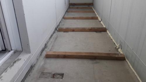 Как поднять пол на 25 см. Пол на лагах в один ряд