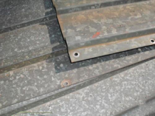 Можно ли использовать подержанные материалы для строительства забора. Можно ли использовать б/у профнастил